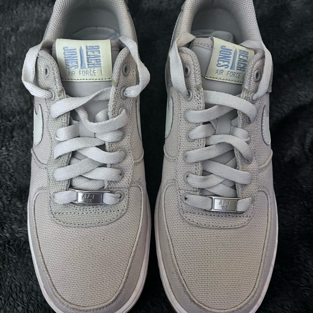 2010 Nike Long Island gs jones beach Air force 1 size 6.5y/8 women’s